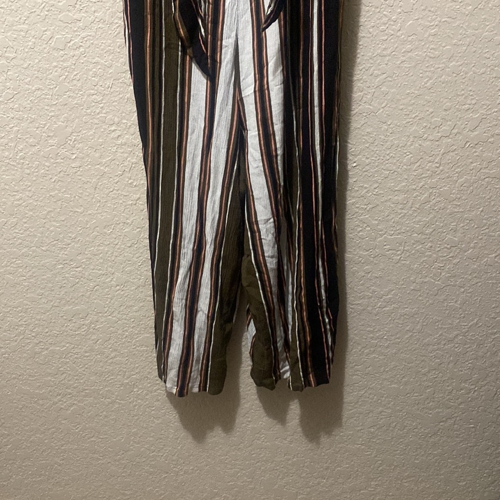 Romper - Picture 2 of 3